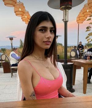 Mia Khalifa photo 1676