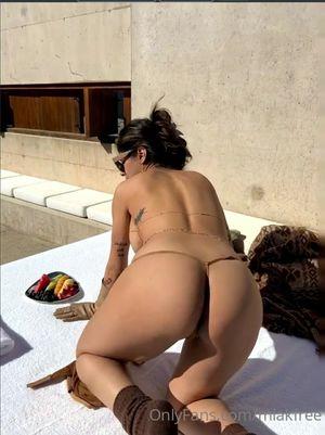 Mia Khalifa photo 1775
