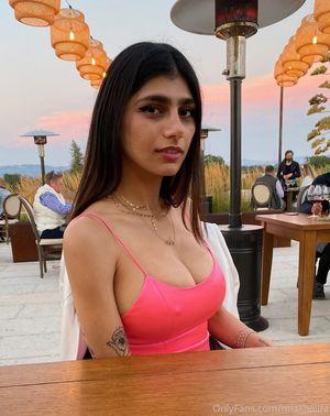 Mia Khalifa photo 1860