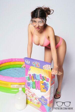Mia Khalifa photo 2050