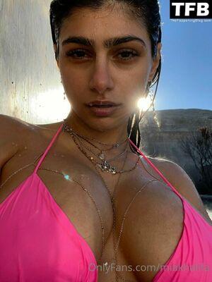 Mia Khalifa photo 2131