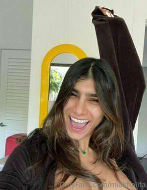 Mia Khalifa photo 2329