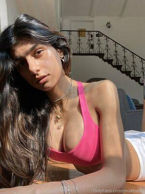 Mia Khalifa photo 2344