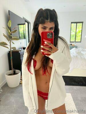Mia Khalifa photo 2490