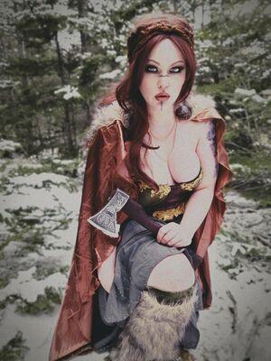 Michelle Nicoletiley photo 3