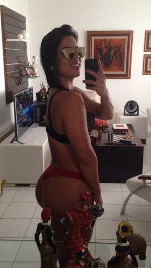 Milla Caldas photo 14