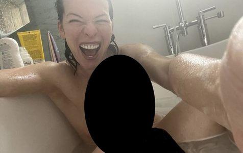 Milla Jovovich photo 1