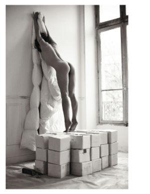 Milla Jovovich photo 2