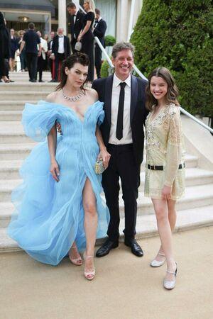 Milla Jovovich photo 72
