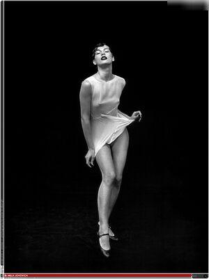 Milla Jovovich photo 130