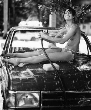 Milla Jovovich photo 136