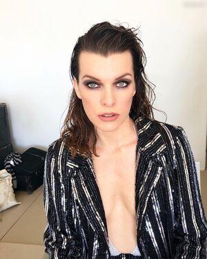 Milla Jovovich photo 177