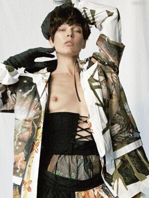 Milla Jovovich photo 181