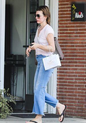 Milla Jovovich photo 240