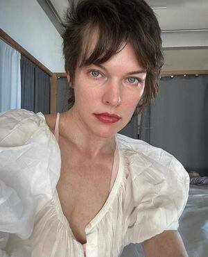 Milla Jovovich photo 268