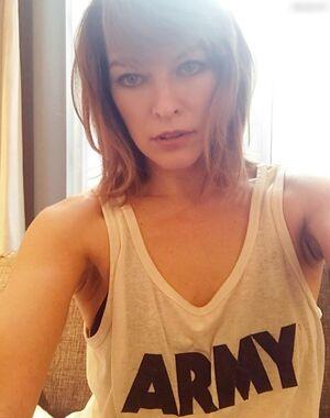 Milla Jovovich photo 282