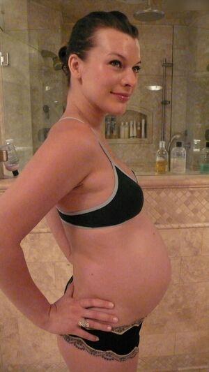 Milla Jovovich photo 306