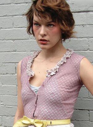 Milla Jovovich photo 328