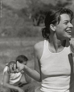 Milla Jovovich photo 343
