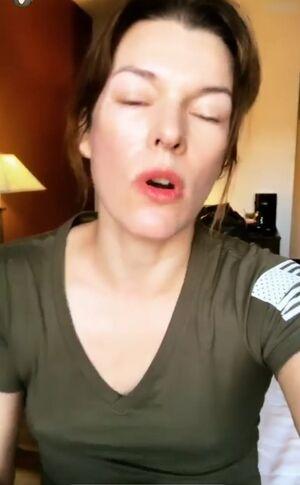 Milla Jovovich photo 354