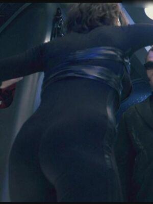 Milla Jovovich photo 371