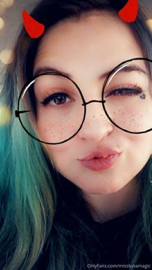 misslunamagic photo 18