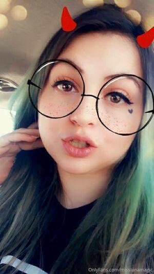 misslunamagic photo 20