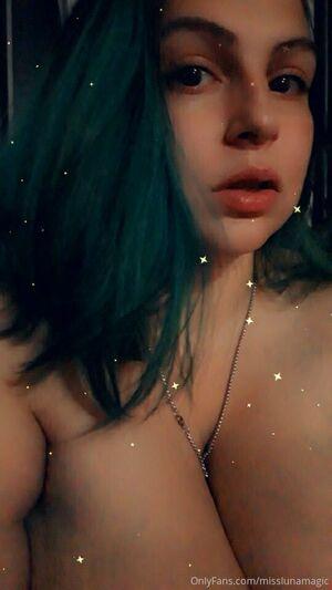 misslunamagic photo 26