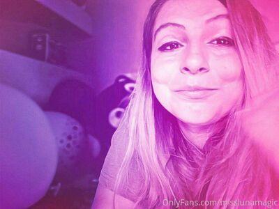 misslunamagic photo 180