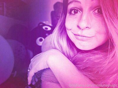 misslunamagic photo 188