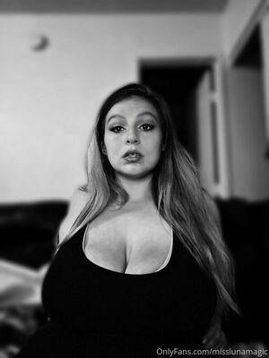 misslunamagic photo 192