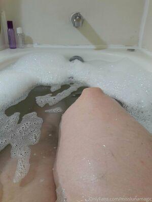 misslunamagic photo 214