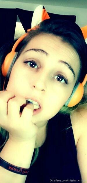 misslunamagic photo 249