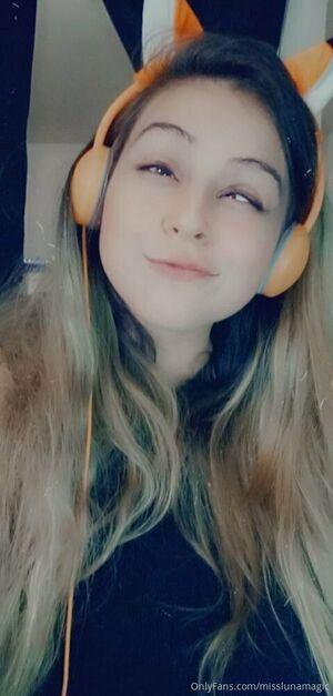 misslunamagic photo 255