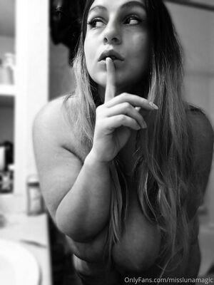misslunamagic photo 302