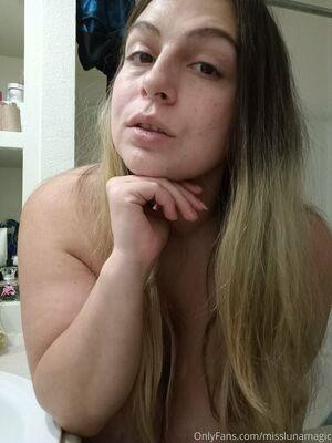 misslunamagic photo 325