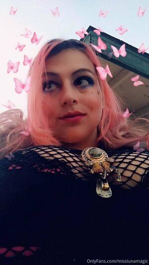 misslunamagic photo 328