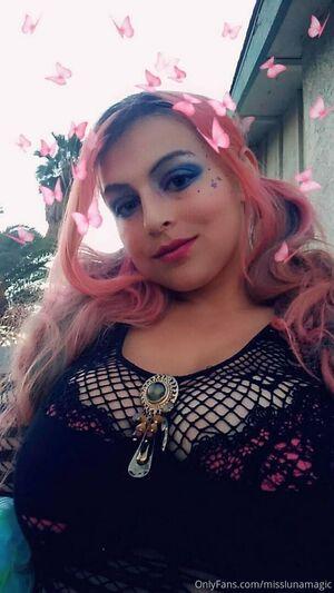 misslunamagic photo 329