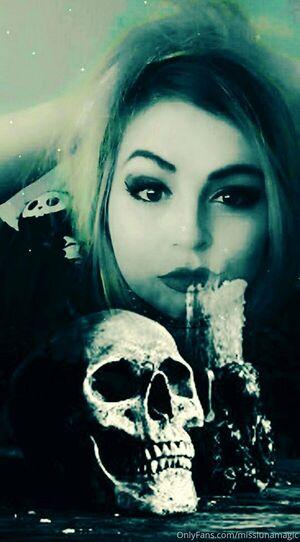 misslunamagic photo 379