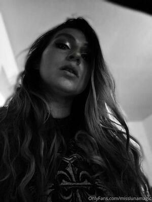 misslunamagic photo 408