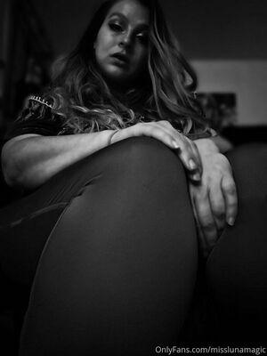 misslunamagic photo 413