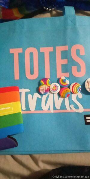 misslunamagic photo 431