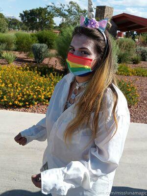 misslunamagic photo 438