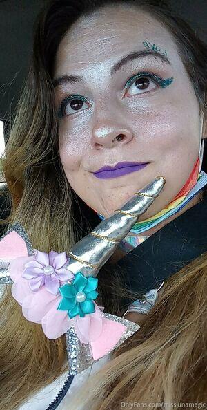 misslunamagic photo 439