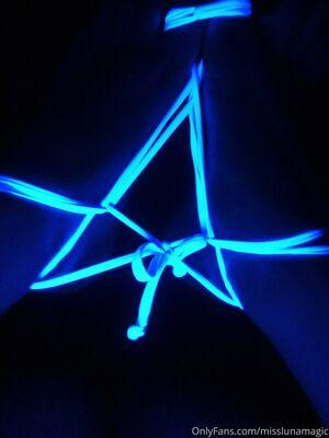 misslunamagic photo 442