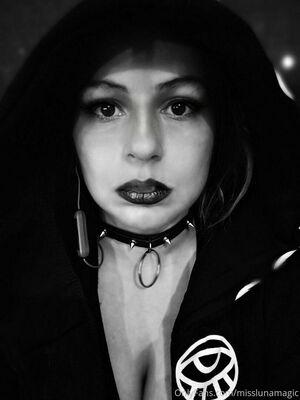 misslunamagic photo 492