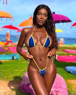Monifa Jansen photo 131
