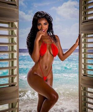Monifa Jansen photo 161