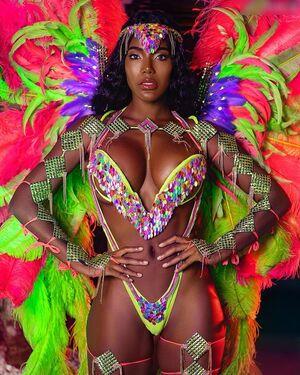 Monifa Jansen photo 238