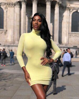 Monifa Jansen photo 265